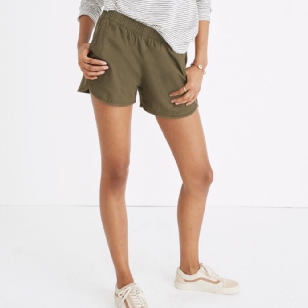 Madewell pull on shorts M